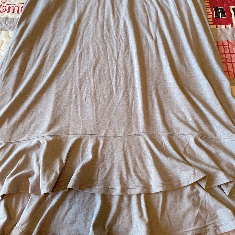 Logo Lounge, gray knit shirt, size 2
